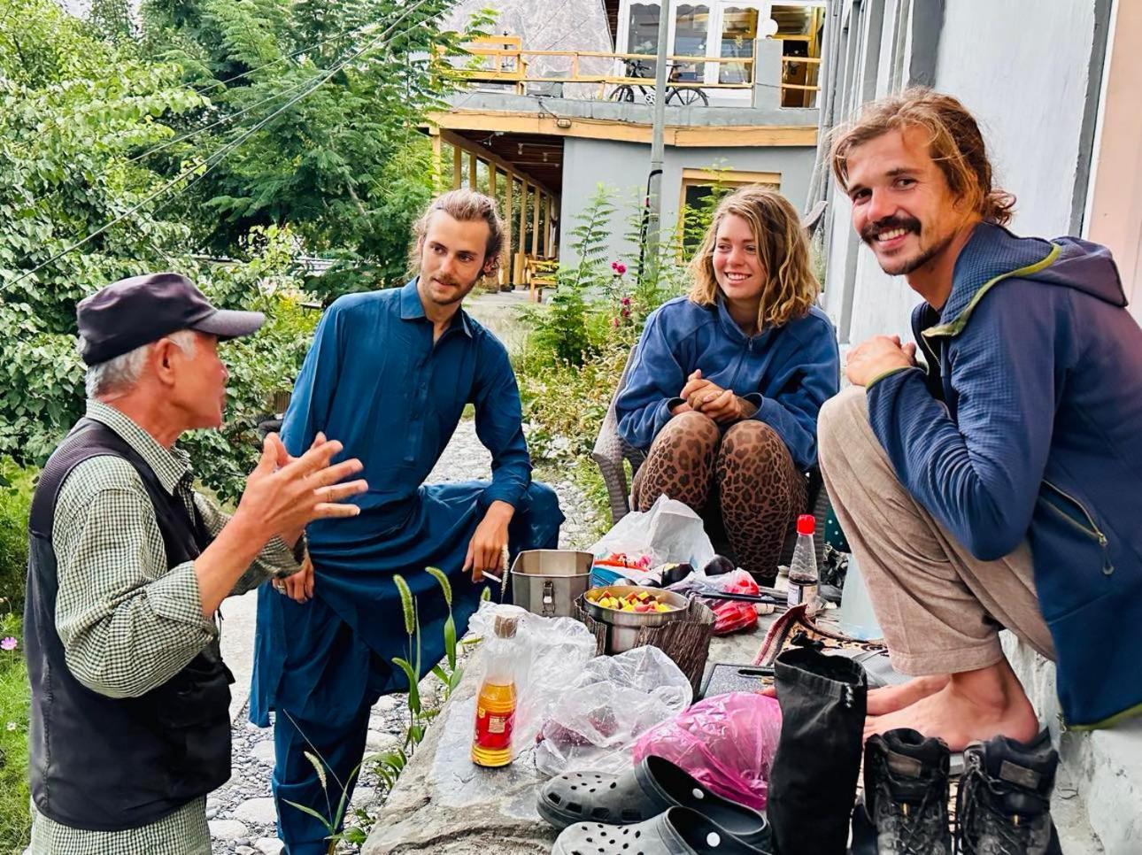 Backpackers Stories By Old Hunza Inn Karimabad  المظهر الخارجي الصورة